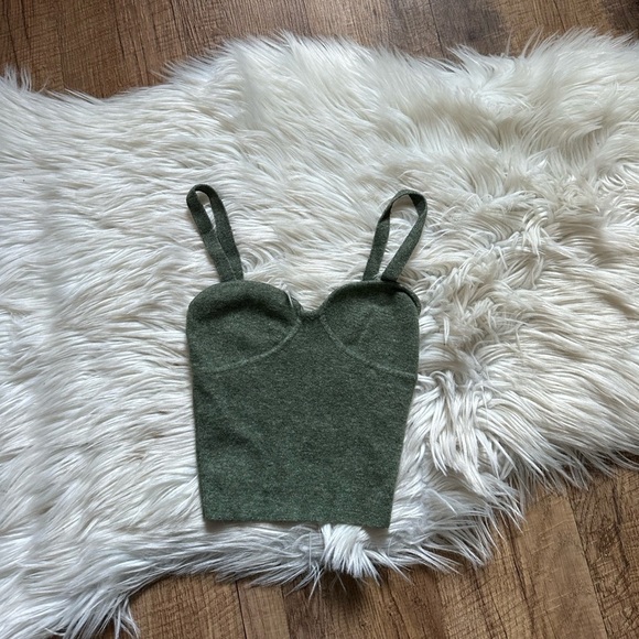 ARITZIA Wilfred Green Sweater Tank Top - Picture 2 of 3